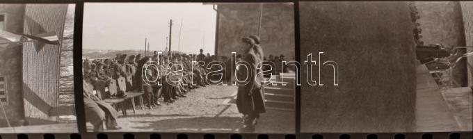 cca 1930 Magyar királyi katonai ünnepség, 21 kocka kisfilm negatív tekercsben