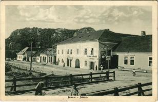 1934 Jászó, Jászóvár, Jasov; Vendéglő a Zöld Fához, Schicht reklám / Hostinec / restaurant, street