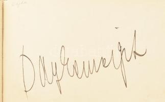 cca 1930 Aláírás-gyűjtemény: színészek, írók, énekesek, összesen közel 80 aláírás, mind Juhász Józse...