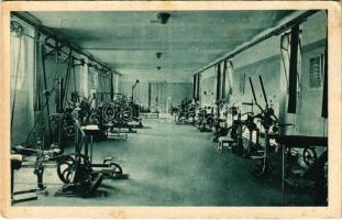 Pöstyén, Pistyán, Piestany; Zanderov ústav / Zander terem, edzőterem / gym, interior (kis szakadás / small tear)