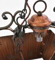 Bajor népi kovácsoltvas és préselt réz lemez csillár. Két hibátlan üveg búrával. sz: 45 cm, m: 100 c...