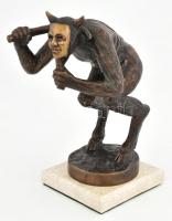 Babusa János (1964): Álarcos ördög. Bronz szobor. Jelzett, számozott 1/10. műkő talapzaton m: 25 cm