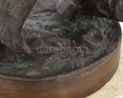 Babusa János (1964): Álarcos ördög. Bronz szobor. Jelzett, számozott 1/10. műkő talapzaton m: 25 cm