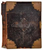 Antik, XIX. századi fotóalbum, bőrkötésben, sarkaiban réz veretekkel, belső kötéstáblán Bausek Péter...