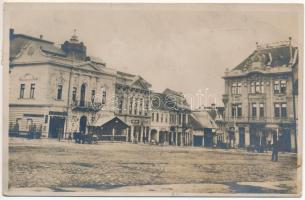 1932 Kézdivásárhely, Targu Secuiesc; tér, Hotel Central szálloda és étterem, üzletek / square, hotel and restaurant, shops (fl)