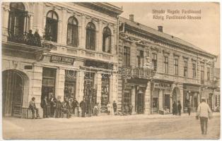 Vatra Dornei, Dornavátra, Bad Dorna-Watra (Bukovina, Bukowina); Strada Regele Ferdinand / König Ferdinand-Strasse / street view, shop of Baroch Schnarch (EK)