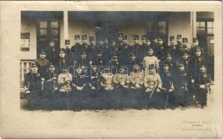 Kassa, Kosice; Osztrák-magyar katonák csoportképe. Braun Béla fényképész / K.u.k. military group photo (r)