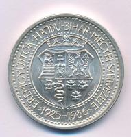 Tóth Sándor (1933-) 1986. "MÉE Hajdú-Bihar Megyei szervezete / János Zsigmond" Ag emlékére...