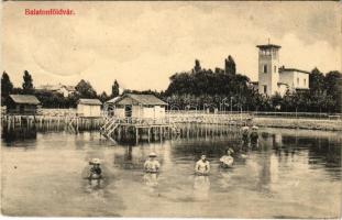 1910 Balatonföldvár, fürdőzők. Gerendai Gyula kiadása (Rb)