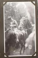 1933 A gödöllői cserkész jamboree-ról készült fotóalbum, 40 db feliratozott fotóval, 9×6 cm