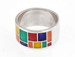 Ezüst(Ag) színes zománcozott gyűrű, jelzett, méret: 58, bruttó: 7,4 g