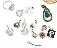 Ezüst(Ag) vegyes ékszer tétel, jelzéssel és jelzés nélkül, bruttó: 113 g