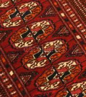 Iráni kézzel csomózott szőnyeg, 102x52 cm