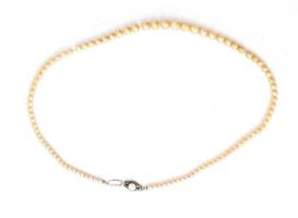 Régi tekla gyöngysor ezüst(Ag) kapoccsal, jelzett, kopásnyomokkal, h: 51 cm