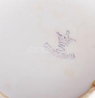 Csehszlovákia, árnyképes bordás bögre, jelzett, kis kopással, m: 8,5 cm