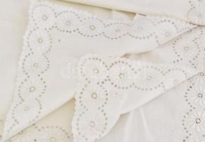 Galga menti hímzés. Tervezte: Dr. Petrás Anna népi iparművész, cca 200x125 cm