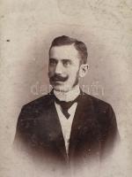 Vegyes papírrégiség tétel: fotók, okmányok, néhány numizmatikai és filatéliai tárgyú tétel, fotók