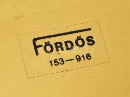 Fördős László (1938- ): Iparművész gyertyatartó. Fém, jelzett, kopott, m: 17 cm