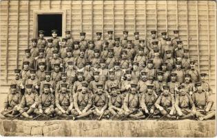 Japán 22. gyalogezred katonai csoportképe / Japanese soldiers of the 22nd Infantry Regiment. photo