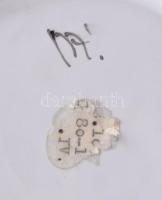 Habán múzeumi másolat és váza, kopással