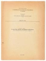 Vajkai Aurél: A Balaton északi partjának présházai. Különlenyomat a Veszprém Megyei Múzeumok Közleményei 5. kötetéből. Veszprém, 1966, (Franklin-ny.), 181-246 p. + 1 (kihajtható térkép) t. Fekete-fehér képekkel illusztrálva. Kiadói papírkötés, kissé sérült, a könyvtesttől elvált borítóval, ajándékozási bejegyzéssel.