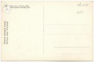 Szeben, Sibiu; Taranca saseasca tesand / Sächsin beim Webstuhl / erdélyi szász folklór, szövőszék / ...