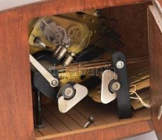 Sonneberg kandallóóra, kopással, h: 30 cm