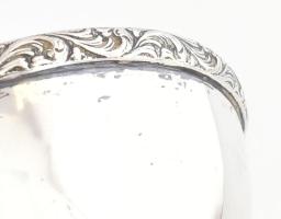 Ezüst(Ag) serleg, jelzett, m: 11,5c m, nettó: 160 g