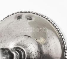 Ezüst (Ag) tálca, 6 db pohárral, jelzett, gravírozott felirattal, 40×21 cm, nettó: 670 g