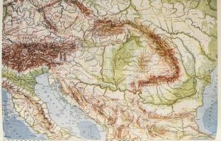 Dr. Louis Nékám: The Cultural Aspirations of Hungary : From 896 to 1935. Bp., 1935, Central Committe...