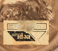 Sövegjártó Mária (1942-): Váza. Jelzéssel, kis kopással, m: 31 cm