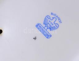 Aquincumi porcelán fésülködő női akt, kézzel festett, jelzett, hibátlan, m: 15 cm