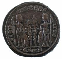 Római Birodalom / Siscia / I. Constantinus 330-335. Follis (2,31g) T:XF Roman Empire / Siscia / Cons...