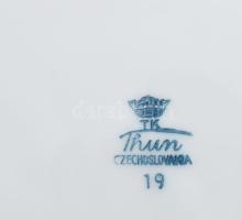 Thun csehszlovákia süteményes készlet, háncsnyomott peremrésszel, aranyozott díszítéssel. Jelzett, h...