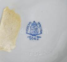 Herendi matyó táncos lány. Jelzett, kézzel festett, hibátlan, m: 15,5 cm