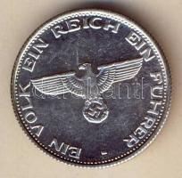 DN "Adolf Hitler" modern ezüstözött fém érem, fantáziakiadás T:PP