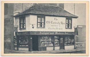 1964 London, The Old Curiosity Shop built 1567, immortalised by Charles Dickens (EK)