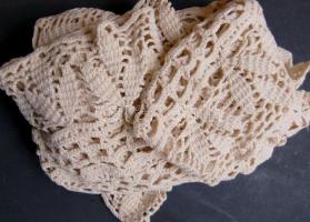 Nagy drap csipke abrosz két kis csipkealátéttel