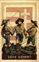 Légy résen! A Magyar Cserkész Szövetség hivatalos lapja, a "Magyar Cserkész" kiadása. A m. kir. állami térképészeti intézet nyomása / Hungarian irredenta boy scout art postcard s: Hampel-Scharf