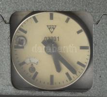 Pragotron galambász versenyóra. cca 1960, fémházas, órás által ellenőrizve, működik, 20x12x13 cm

...