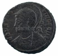 Római Birodalom / Siscia / I. Constantius 334-335. AE Follis (2,16g) T:VF Roman Empire / Siscia / Constantius I 334-335. AE Follis "CONSTAN-TINOPOLIS / BSIS" (2,16g) C:VF RIC VII 224