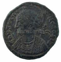 Római Birodalom / Siscia / I. Constantius 334-335. AE Follis bronz (2,34g) T:XF Roman Empire / Siscia / Constantius I 334-335. AE Follis bronze CONSTAN-TINOPOLIS / dot BSIS dot (2,34g) C:XF RIC VII 241