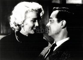 1970-2000 100db mozikép híres színészekkel, mint: Sean Connery, Gregory Peck, Steven Mcqueen, Kirk D...