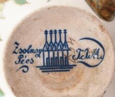 cca 1890 Zsolnay rovarmintás és virágmintás kisváza. Jelzett: családi pecsét, restaurált, m: 10 cm