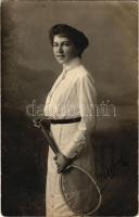 Rimaszombat, Rimavská Sobota; hölgy teniszütővel / lady with tennis racket. Bódy Béla photo (fa)