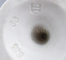 cca 1860 Royal Vienna Mozart büszt. Mázas és biszkvit porcelán, jelzett, kis kopással, m: 11,5 cm