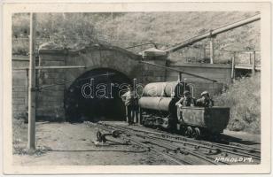 1939 Nyitrabánya, Handlová, Krickerhau; A bánya bejárata, iparvasút / mine entry, industrial railway. photo (EB)