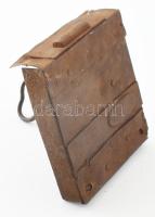 19. sz., pince zár, kulccsal, működik