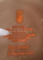 cca 1973-1983, Zsolnay eozin mázas váza, fémlüszteres virágmintákkal díszítve, oldalán "Emlékül...