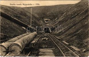 Miava, Myjava; Stavba tunelu Myjavského r. 1926 / Vasúti alagút építése / construction of the railway tunnel (EK)